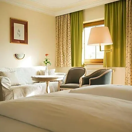 Der Reschenhof Hotell